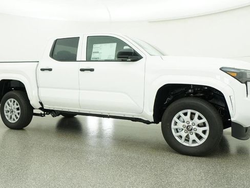 New 2026 Toyota Tacoma SR RWD image 5