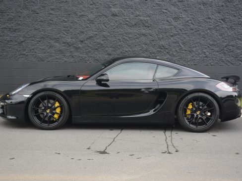 Used 2015 Porsche Cayman GTS RWD image 2