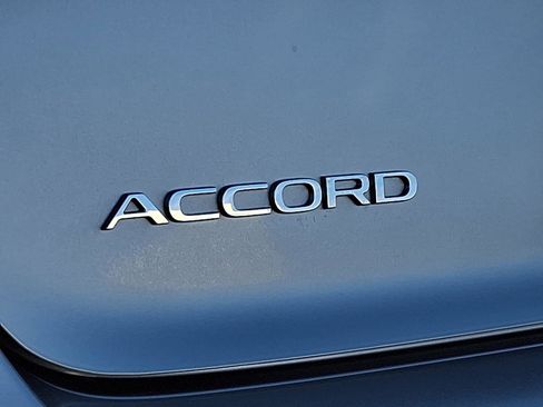 Used 2025 Honda Accord EX-L image 32