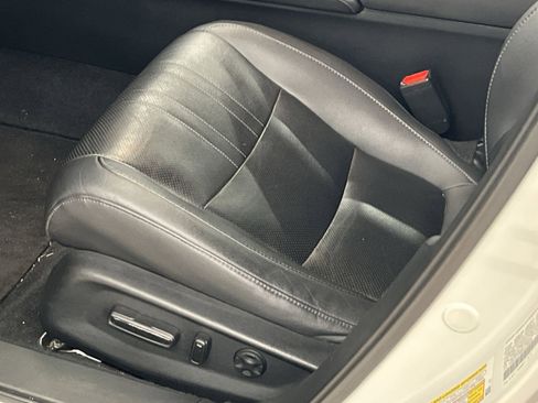 Used 2019 Honda Accord EX-L image 11