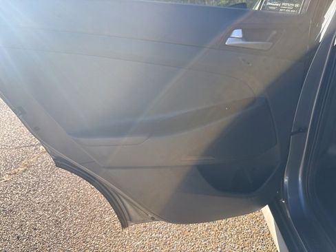 Used 2018 Hyundai Tucson Value image 12