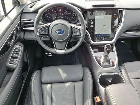Used 2025 Subaru Outback Limited AWD/4WD image 22