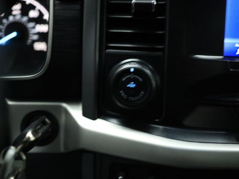 Used 2022 Ford F150 XLT w/ Trailer Tow Package image 31