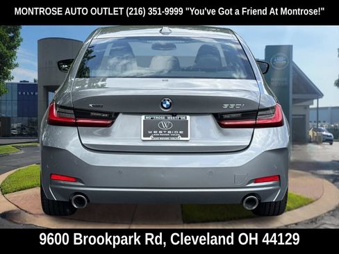 Used 2023 BMW 330i xDrive Sedan AWD/4WD image 6