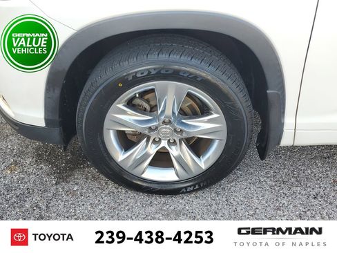 Used 2014 Toyota Highlander Limited Platinum image 11