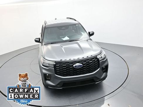 Used 2025 Ford Explorer ST-Line image 22