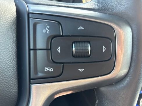 Used 2024 Chevrolet Suburban Premier w/ Advanced Technology Package AWD/4WD image 39