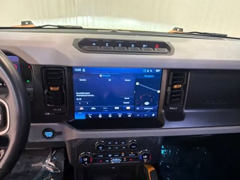 Used 2021 Ford Bronco Badlands AWD/4WD image 16