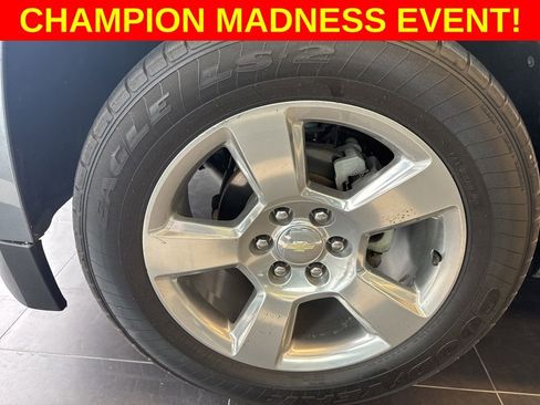 Used 2018 Chevrolet Suburban Premier image 7