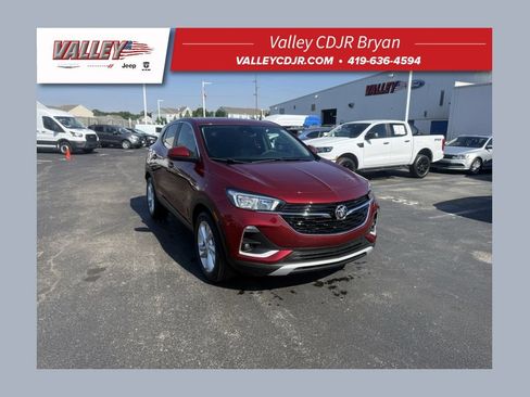 Used 2023 Buick Encore GX Preferred w/ Cold Weather Comfort Package FWD image 1