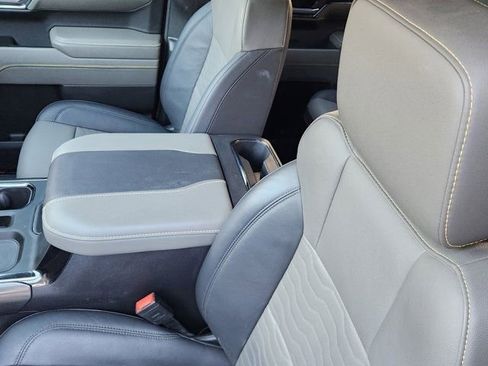 Used 2024 Chevrolet Silverado 1500 ZR2 w/ Technology Package image 21