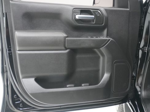 Used 2023 GMC Sierra 1500 Pro w/ Graphite Edition AWD/4WD image 14