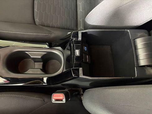 Used 2022 Toyota Corolla SE w/ Carpet Mat Package (TMS) FWD image 28
