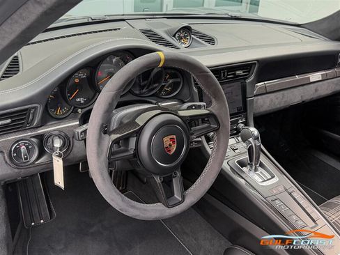 Used 2019 Porsche 911 GT3 RS w/ Weissach Package RWD image 29