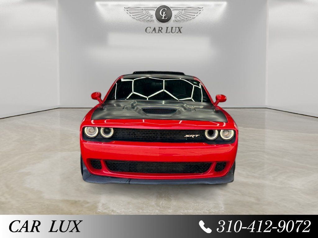 Used 2016 Dodge Challenger SRT Hellcat RWD image 8