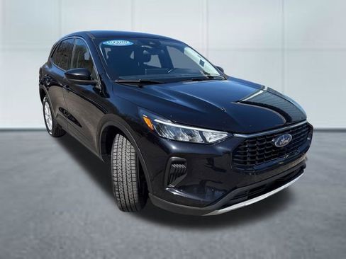 Used 2023 Ford Escape Active w/ Tech Pack #2 AWD/4WD image 5