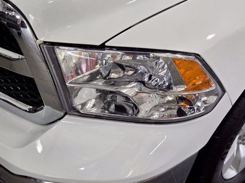 Used 2020 RAM 1500 Tradesman w/ Chrome Plus Package RWD image 10