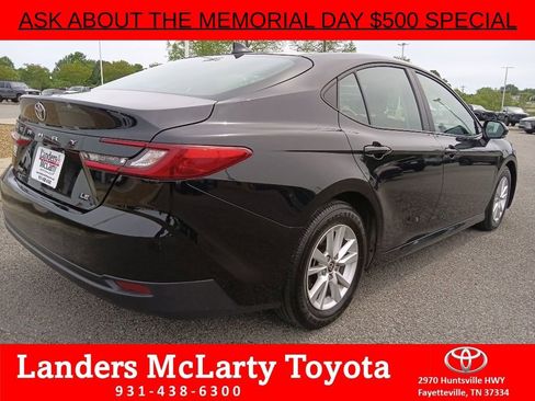 Used 2025 Toyota Camry LE FWD image 3
