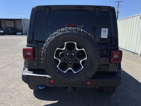 Used 2022 Jeep Wrangler Unlimited Rubicon 4xe w/ Steel Bumper Group AWD/4WD image 6