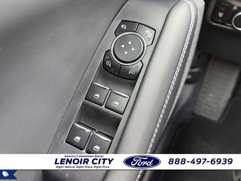 Used 2025 Ford Mustang Mach-E Premium image 18