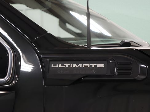 Used 2024 GMC Sierra 2500 Denali Ultimate w/ LPO, GMC Protection Package AWD/4WD image 35