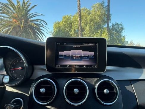 Used 2018 Mercedes-Benz C 300 Sedan image 21