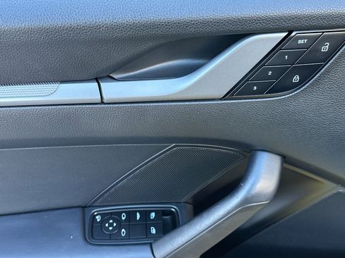 Used 2022 Porsche 911 Carrera S image 13