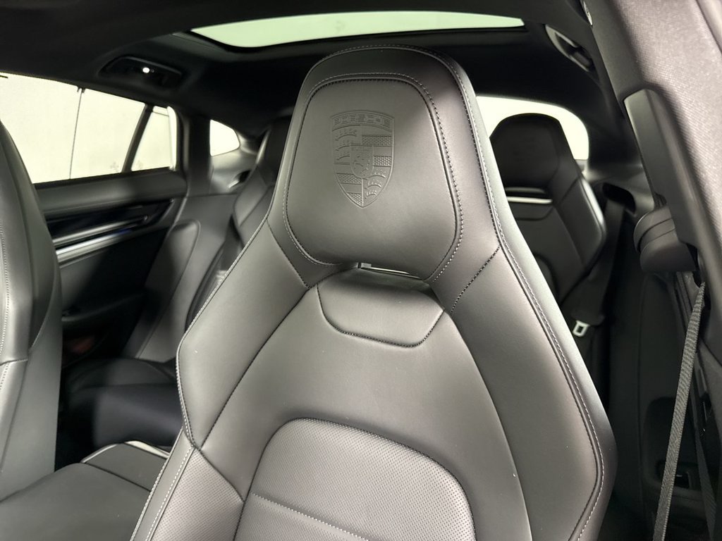 New 2026 Porsche Panamera RWD image 41