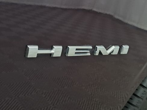 Used 2020 Dodge Challenger R/T image 6