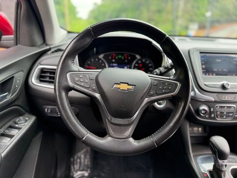 Used 2022 Chevrolet Equinox LT FWD image 43