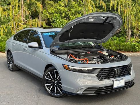 Certified 2023 Honda Accord Touring image 42