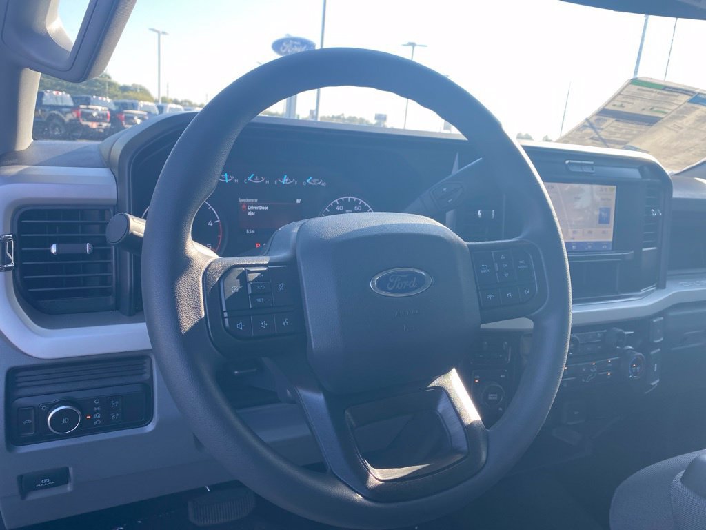 New 2026 Ford F250 XL w/ STX Appearance Package AWD/4WD image 15