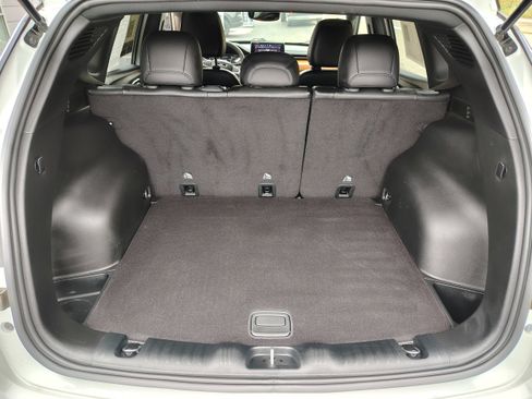 Certified 2024 Jeep Compass Limited image 11