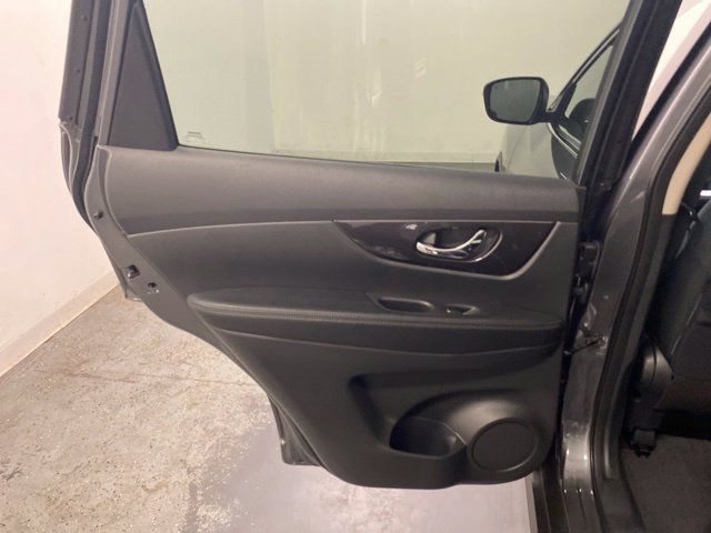 Used 2019 Nissan Rogue S w/ Special Edition Package AWD/4WD image 19
