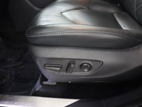 Used 2022 Toyota Highlander Platinum image 37