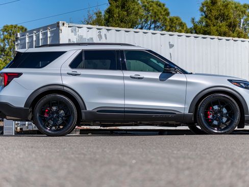 New 2026 Ford Explorer ST w/ Sun And Sound Package AWD/4WD image 2