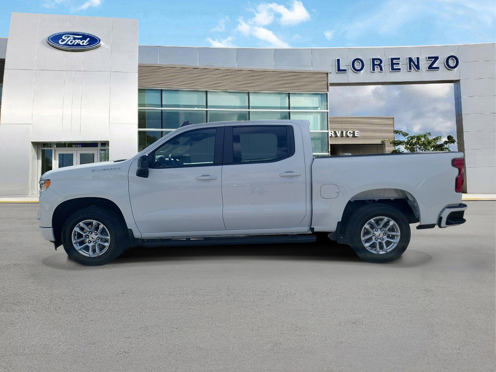 Used 2024 Chevrolet Silverado 1500 RST RWD image 8