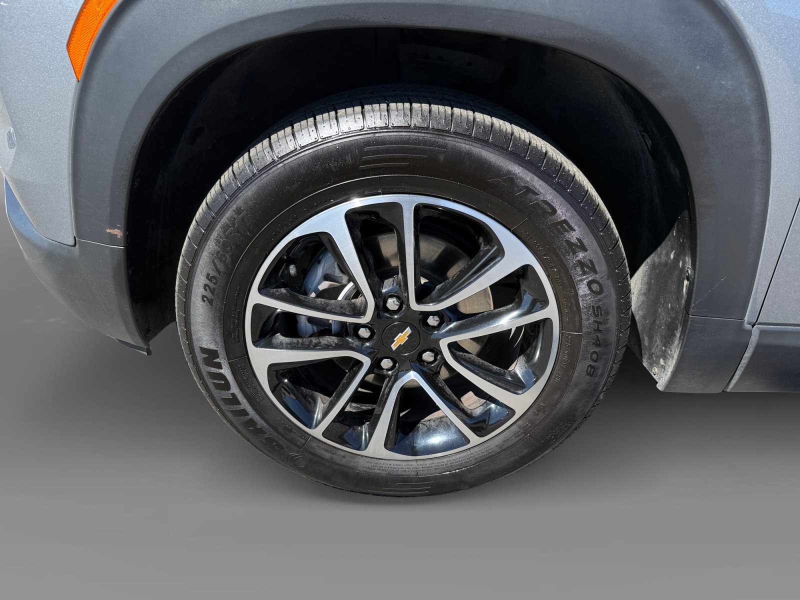 Used 2025 Chevrolet TrailBlazer LT AWD/4WD image 9