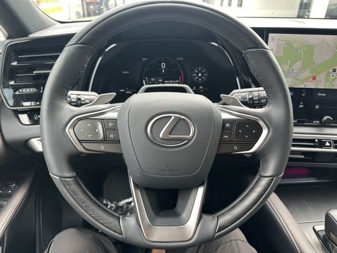 Used 2025 Lexus RX 350 AWD w/ Convenience Package image 18