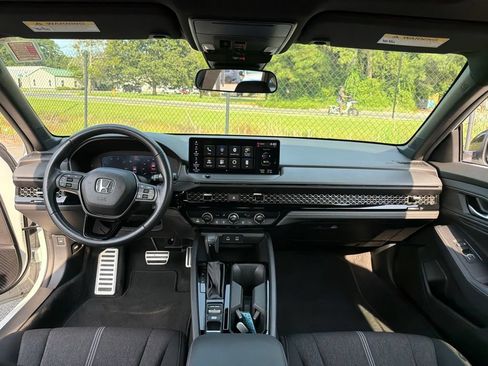 Used 2024 Honda Accord Sport image 8