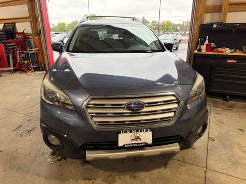 Used 2016 Subaru Outback 3.6R Limited AWD/4WD image 5