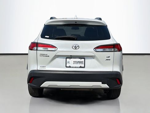 Used 2023 Toyota Corolla Cross LE image 4