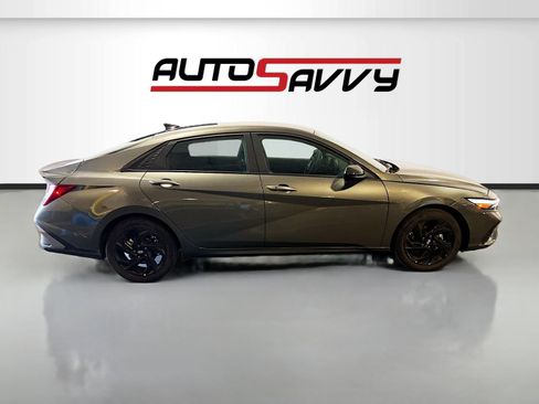 Used 2026 Hyundai Elantra Sport w/ Cargo Package FWD image 8