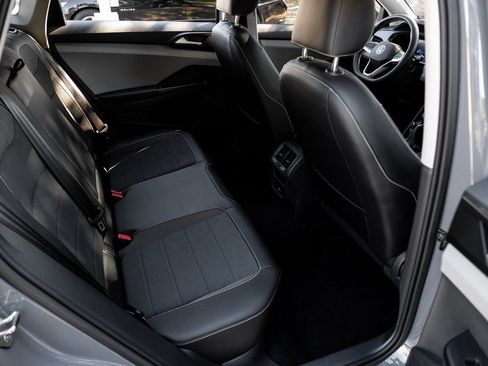 Used 2023 Volkswagen Taos SE image 48