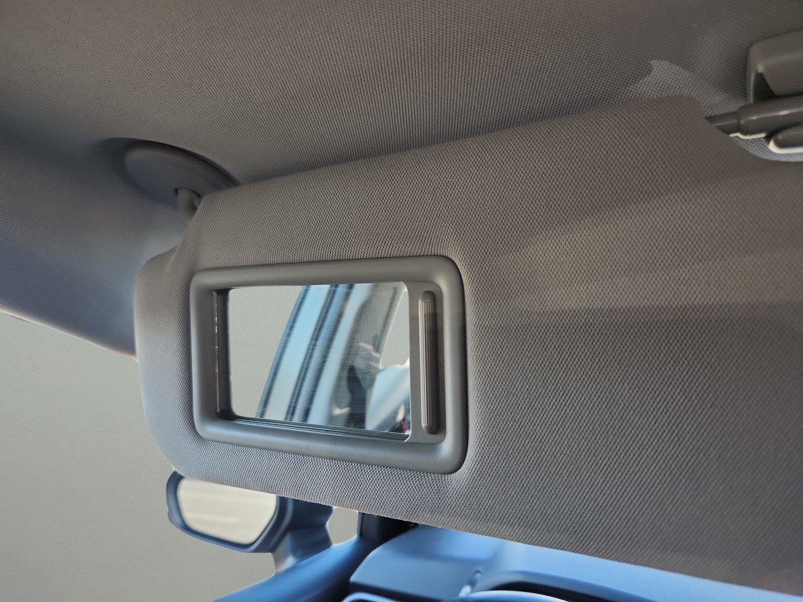 Used 2019 Toyota Camry SE FWD image 40