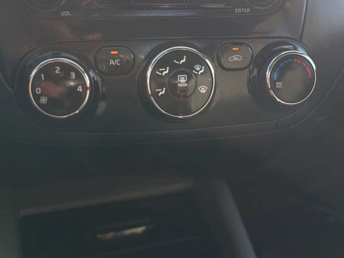 Used 2015 Kia Forte LX w/ Popular Package FWD image 26