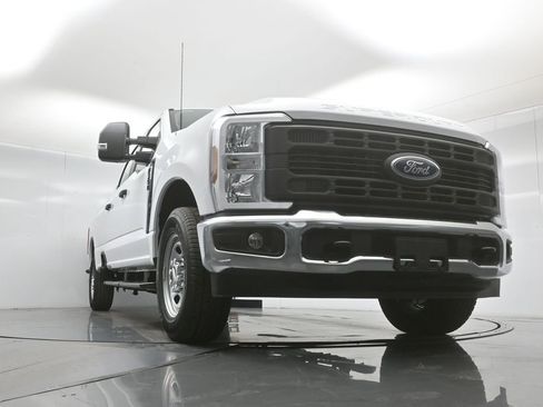 New 2026 Ford F350 XL w/ XL Chrome Package image 43