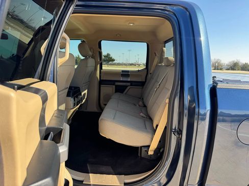 Used 2017 Ford F150 XLT w/ Equipment Group 302A Luxury image 33