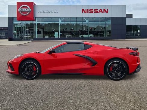 Used 2020 Chevrolet Corvette Stingray Preferred Cpe w/ 2LT Preferred Equipment Group RWD image 4