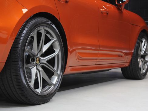 Used 2023 Porsche Macan GTS w/ Premium Package Plus image 20